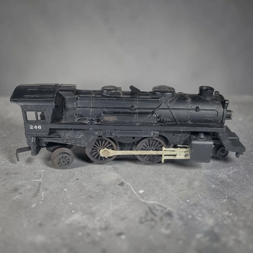 Lionel 246 Steam Locomotive O-Gauge Black Fair UNTESTED Vintage Train Engine
